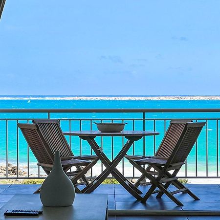 Front Line Unit 520 Ft2 - 48 M2, On Second Floor, Stunning Ocean View Apartman Cul de Sac Kültér fotó
