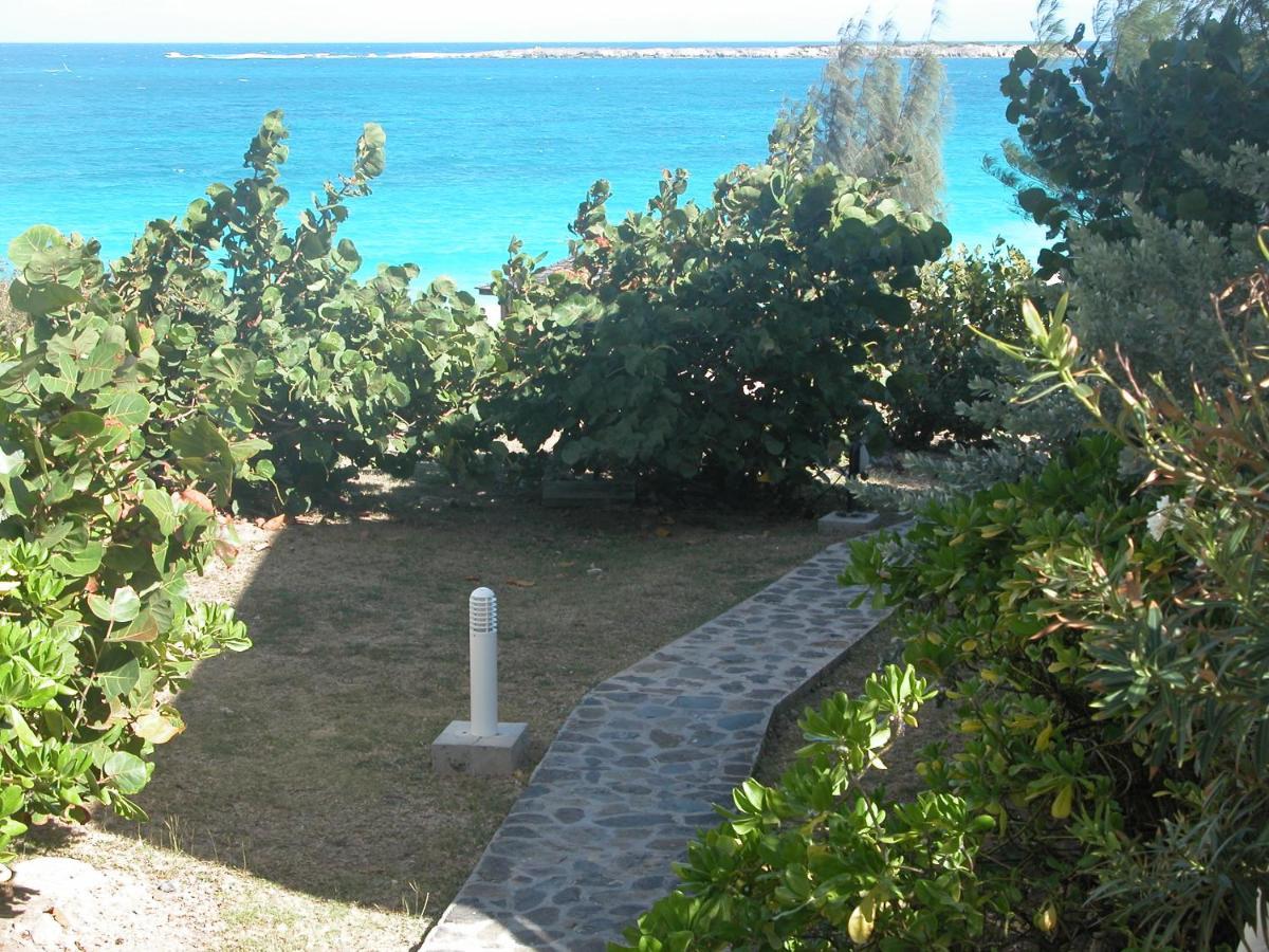 Front Line Unit 520 Ft2 - 48 M2, On Second Floor, Stunning Ocean View Apartman Cul de Sac Kültér fotó